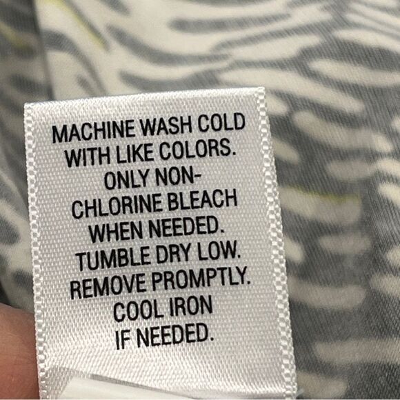 Apt. 9 Black and White Sheath floral plus size Dress size 1X - Picture 13 of 15